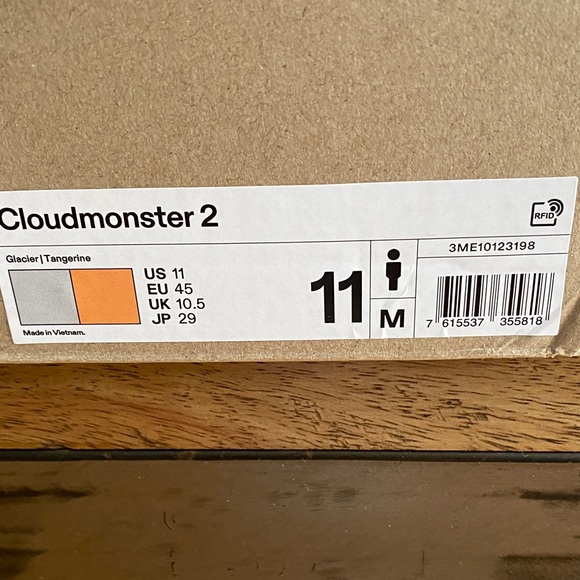 On Running Shoes in Light Gray and Orange - Picture 6 of 6